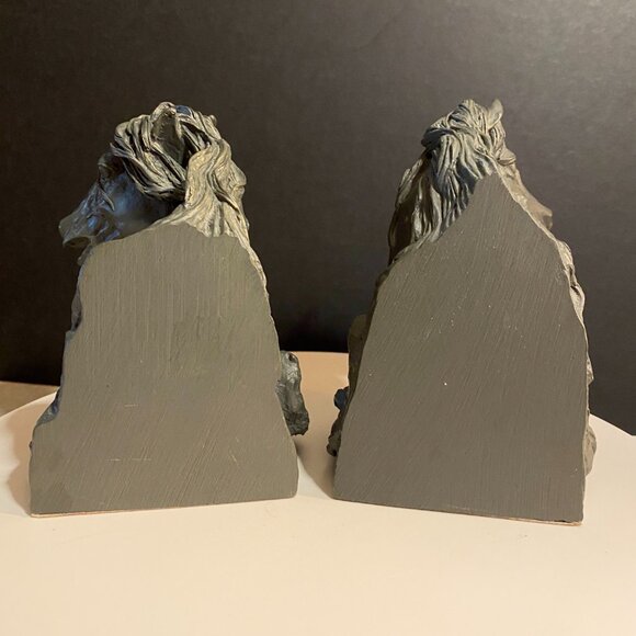 Vintage Horse Head Bookends – Resin Sculpted Pair, Equestrian Decor - Picture 12 of 13